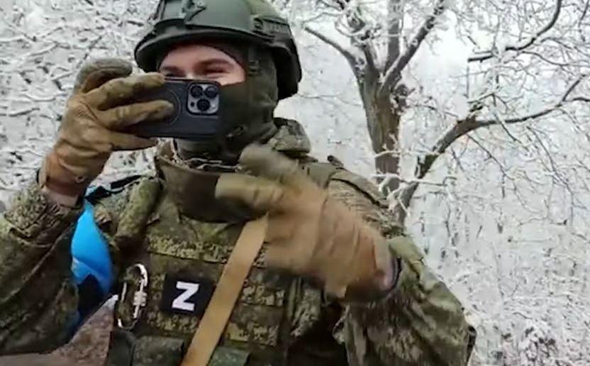 “Z” İŞARƏLİ SÜLHMƏRAMLI... - Rus hərbi kontingenti Qarabağla Donbası səhv salır?