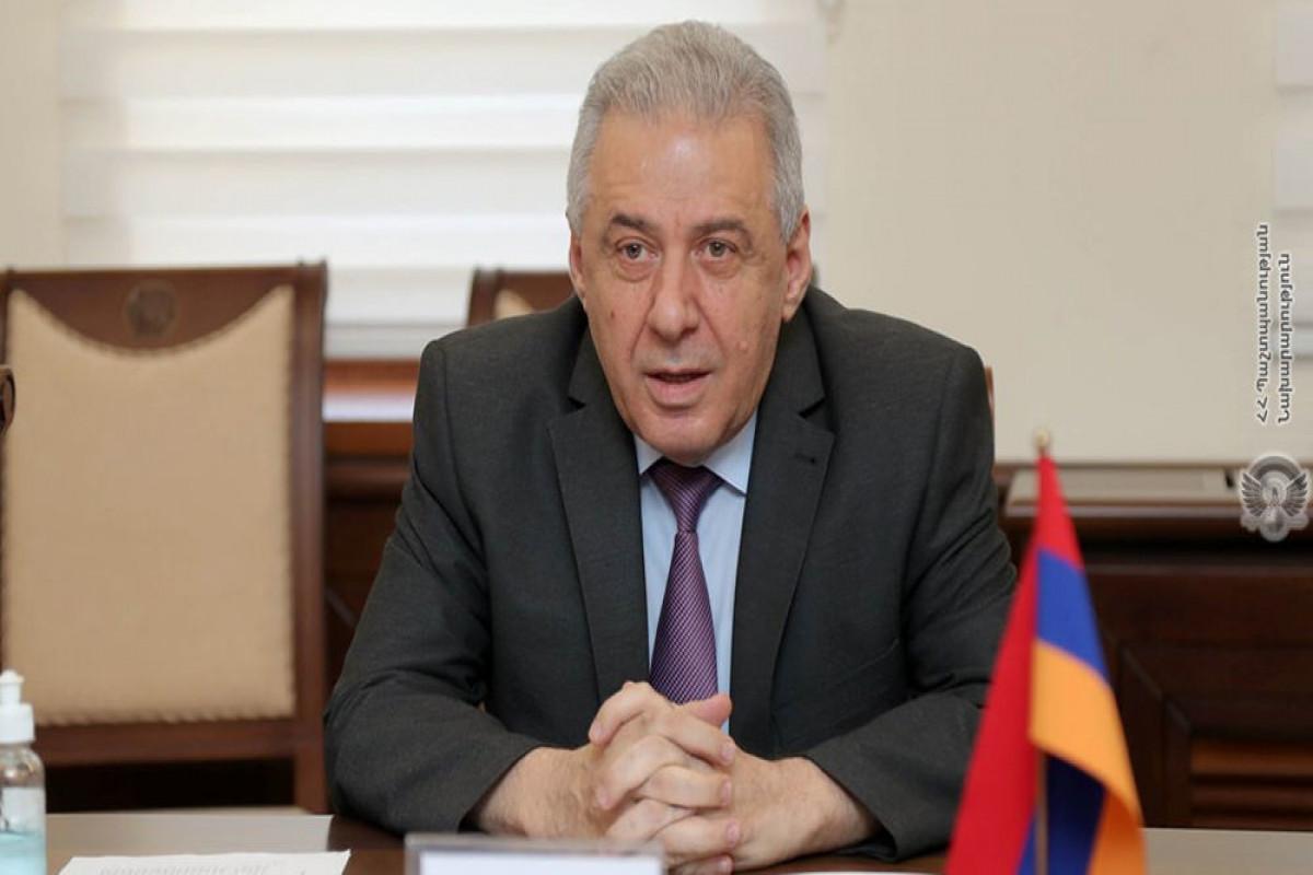Министр подал в отставку. Вагаршак Сарксян. Министры образования подал в отставку Армении. Аракелов Вагаршак Робертович.